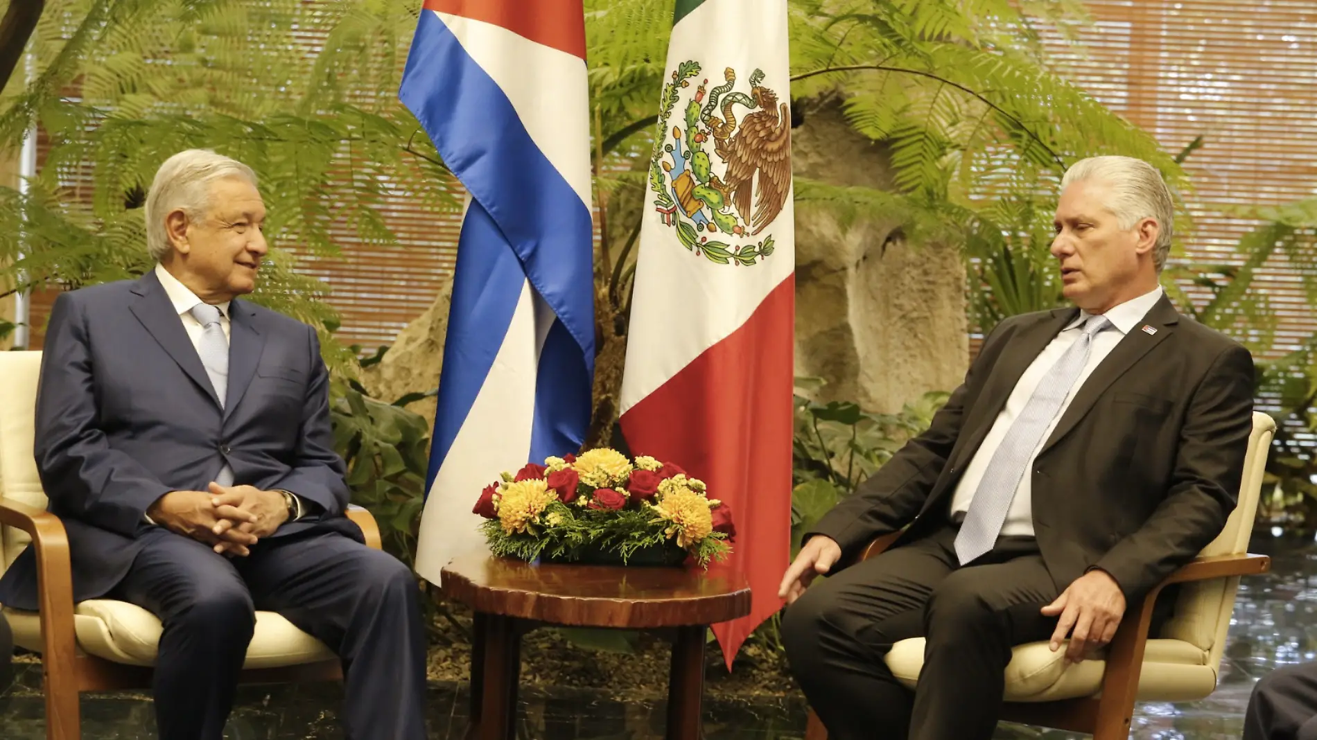 AMLO se reúne en La Habana con Miguel Díaz-Canel, presidente de Cuba